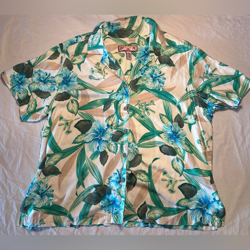 Caribbean Joe Tropical Print Button Up Vacation T-Shirt Women’s 2XL 100% Rayon